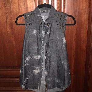 Studed tank top